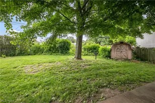 3816 Root Ave NE, Canton, OH 44705 - Photo 39