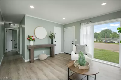 3816 Root Avenue NE, Canton, OH 44705 - Photo 9