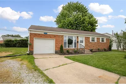 3816 Root Avenue NE, Canton, OH 44705 - Photo 3