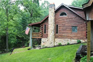 5906 Schilling Hill Rd NW, New Philadelphia, OH 44663 - Photo 3