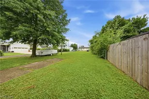 1010 1/2 Poplar Ave, Belpre, OH 45714 - Photo 29
