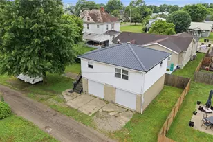 1010 1/2 Poplar Ave, Belpre, OH 45714 - Photo 9
