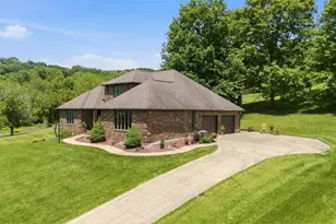 715 Oxbow Rd, Belpre, OH 45714 - Photo 3