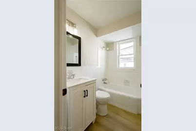943 Erskine Avenue, Akron, OH 44306 - Photo 23