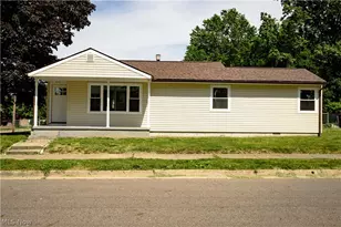 943 Erskine Ave, Akron, OH 44306 - Photo 31