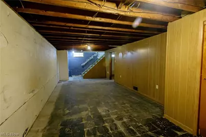 943 Erskine Avenue, Akron, OH 44306 - Photo 25