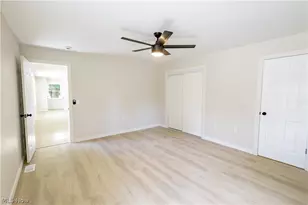 943 Erskine Ave, Akron, OH 44306 - Photo 15