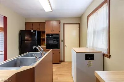 1925 Quayle Drive, Akron, OH 44312 - Photo 29