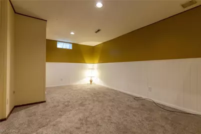1925 Quayle Drive, Akron, OH 44312 - Photo 35