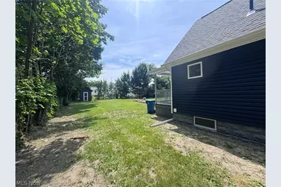 120 E 32nd Street, Lorain, OH 44055 - Photo 5