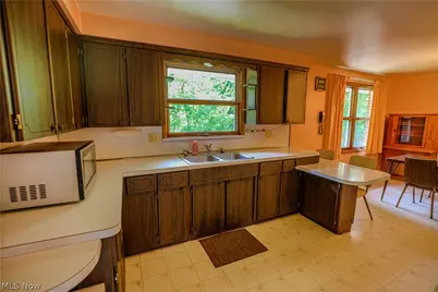 5475 Parks Avenue NE, Louisville, OH 44641 - Photo 21