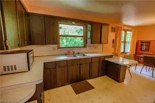 5475 Parks Ave NE, Louisville, OH 44641 - Photo 21