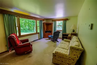 5475 Parks Avenue NE, Louisville, OH 44641 - Photo 15
