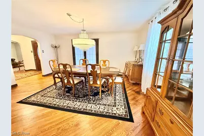 1960 Majestic Circle, Steubenville, OH 43952 - Photo 3