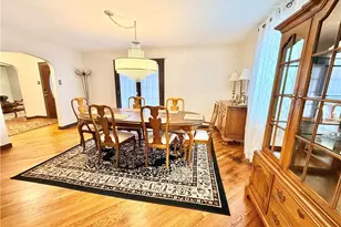 1960 Majestic Cir, Steubenville, OH 43952 - Photo 3