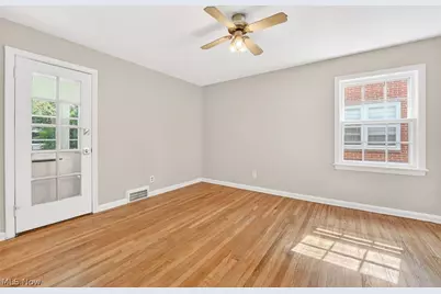 19239 Winslow Road #Lower, Huber Heights, OH 44122 - Photo 11