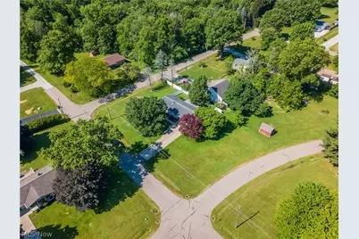 11255 Eleanor Avenue NE, Hartville, OH 44632 - Photo 29