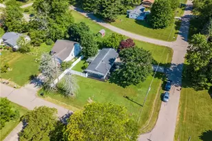 11255 Eleanor Ave NE, Hartville, OH 44632 - Photo 31