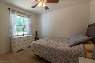 949 Saul Dr, Hubbard, OH 44425 - Photo 27