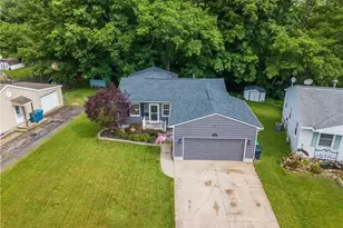 949 Saul Dr, Hubbard, OH 44425 - Photo 37