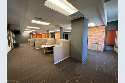 2217 E 9th Street #2nd fl, Loveland, OH 44115 - Photo 11