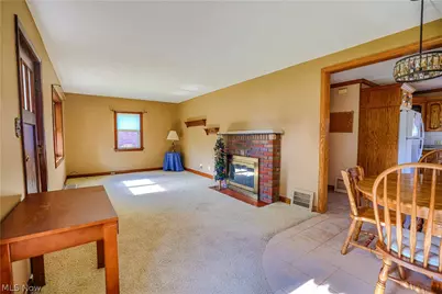 518 Edwards Street, Louisville, OH 44641 - Photo 13