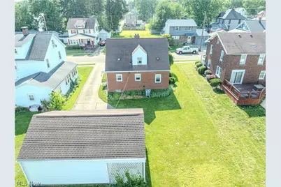 518 Edwards Street, Louisville, OH 44641 - Photo 35