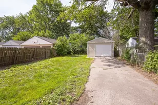 4507 Bridgeview Ave, Newburgh Heights, OH 44105 - Photo 31