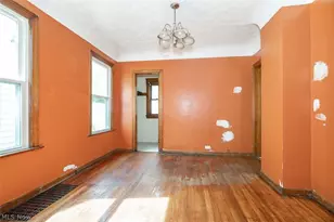 4507 Bridgeview Ave, Newburgh Heights, OH 44105 - Photo 9