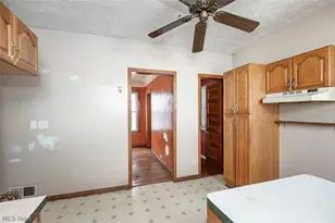4507 Bridgeview Ave, Newburgh Heights, OH 44105 - Photo 15