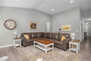 6560 Amber Way, North Ridgeville, OH 44039 - Photo 27