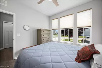 6560 Amber Way, North Ridgeville, OH 44039 - Photo 17