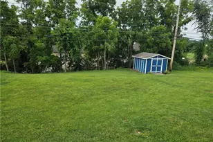 208 W Main St, New Concord, OH 43762 - Photo 17