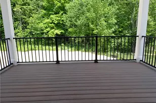 7077 Village Way Dr, Garrettsville, OH 44231 - Photo 11
