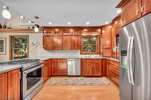 1057 Congress Lake Rd, Mogadore, OH 44260 - Photo 9
