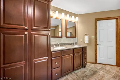 1057 Congress Lake Road, Mogadore, OH 44260 - Photo 15