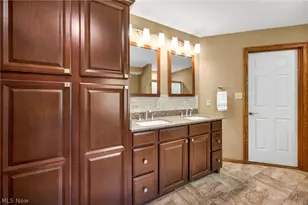 1057 Congress Lake Rd, Mogadore, OH 44260 - Photo 15