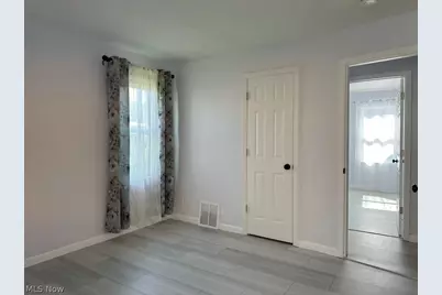 1011 Parkleigh Drive, Parma, OH 44134 - Photo 19