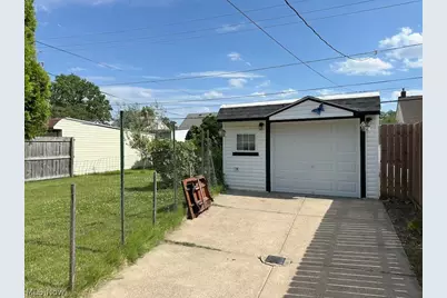 1011 Parkleigh Drive, Parma, OH 44134 - Photo 49