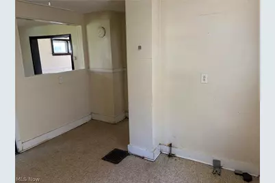 11905 Shadeland Avenue, Loveland, OH 44108 - Photo 7