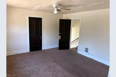 11905 Shadeland Avenue, Loveland, OH 44108 - Photo 9