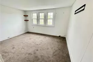2433 Tuxedo Ave, Parma, OH 44134 - Photo 15