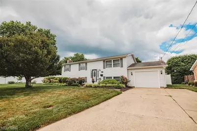 119 Sherwood Drive, Williamstown, WV 26187 - Photo 1