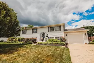 119 Sherwood Dr, Williamstown, WV 26187 - Photo 3