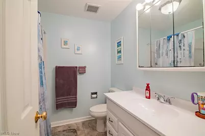 119 Sherwood Drive, Williamstown, WV 26187 - Photo 27
