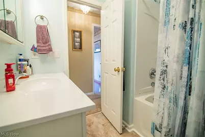 119 Sherwood Drive, Williamstown, WV 26187 - Photo 39