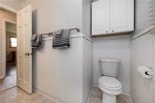 9837 Betty Ln, Elyria, OH 44035 - Photo 15