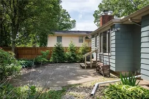 9837 Betty Ln, Elyria, OH 44035 - Photo 29