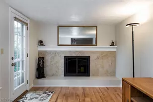 9837 Betty Ln, Elyria, OH 44035 - Photo 11