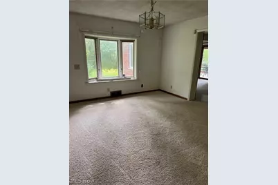 7447 Sylvan Drive, Kent, OH 44240 - Photo 5